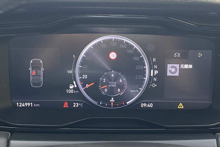 Used Lynk & Co 01 2017 2.0T Two-Wheel Drive Pro Edition Odometer Close Up
