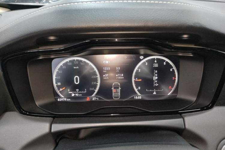 Used Lynk & Co 01 2017 2.0T Two-Wheel Drive Pro Edition Odometer Close Up