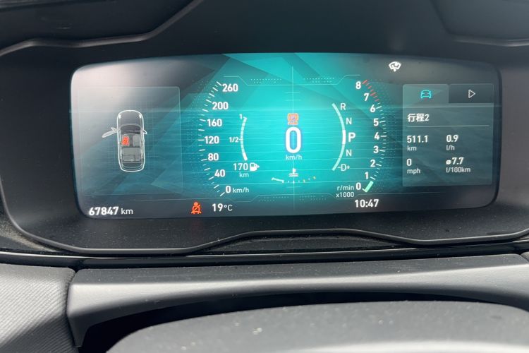 Used Lynk & Co 01 2017 2.0T Two-Wheel Drive Pro Edition Odometer Close Up