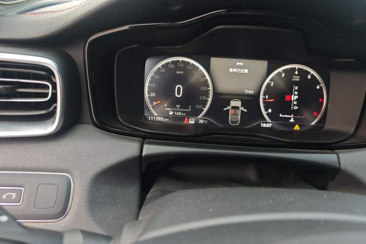 Used Lynk & Co 01 2017 2.0T Four-Wheel Drive Pro Edition Odometer Close Up
