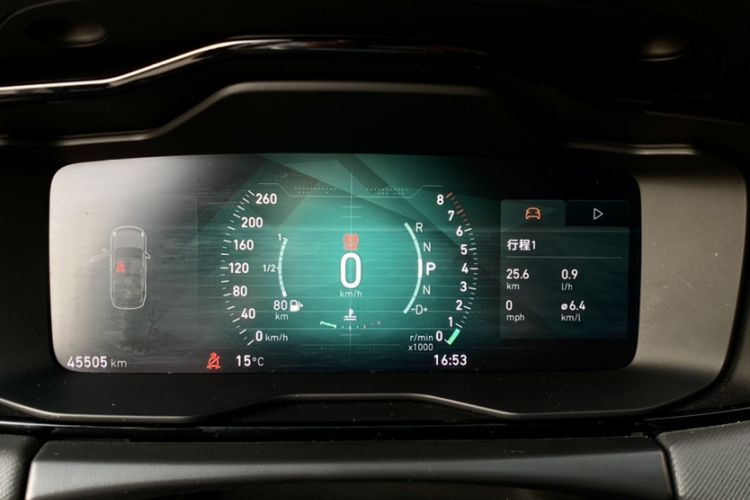 Used Lynk & Co 01 2017 2.0T Two-Wheel Drive Pro Edition Odometer Close Up