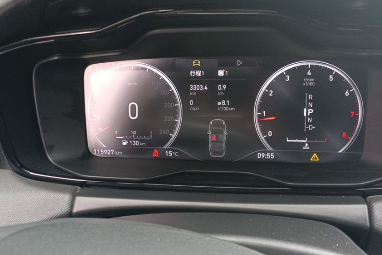 Used Lynk & Co 01 2017 2.0T Two-Wheel Drive Pro Edition Odometer Close Up