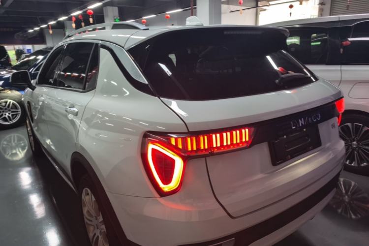 Used Lynk & Co 01 2017 2.0T Two-Wheel Drive Pro Edition Rear Left 45 Deg