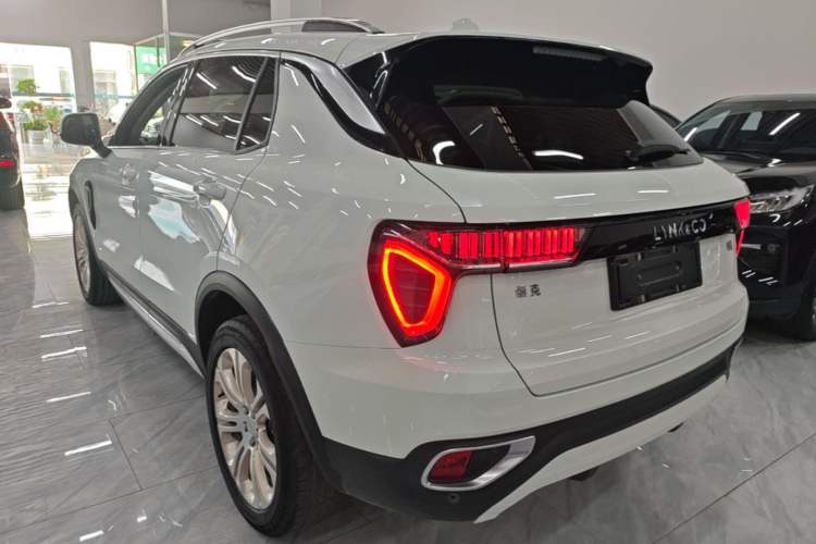 Used Lynk & Co 01 2017 2.0T Two-Wheel Drive Pro Edition Rear Left 45 Deg