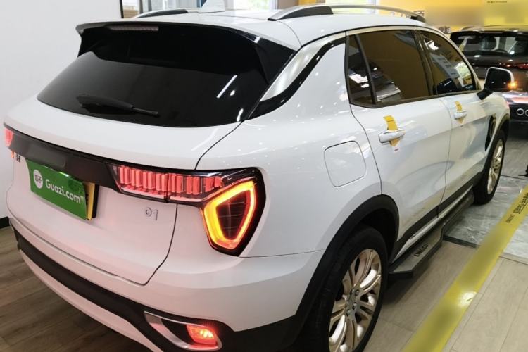 Used Lynk & Co 01 2017 2.0T Two-Wheel Drive Pro Edition Rear Right 45 Deg