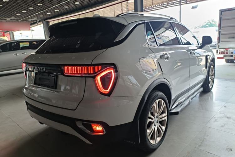 Used Lynk & Co 01 2017 2.0T Two-Wheel Drive Pro Edition Rear Right 45 Deg