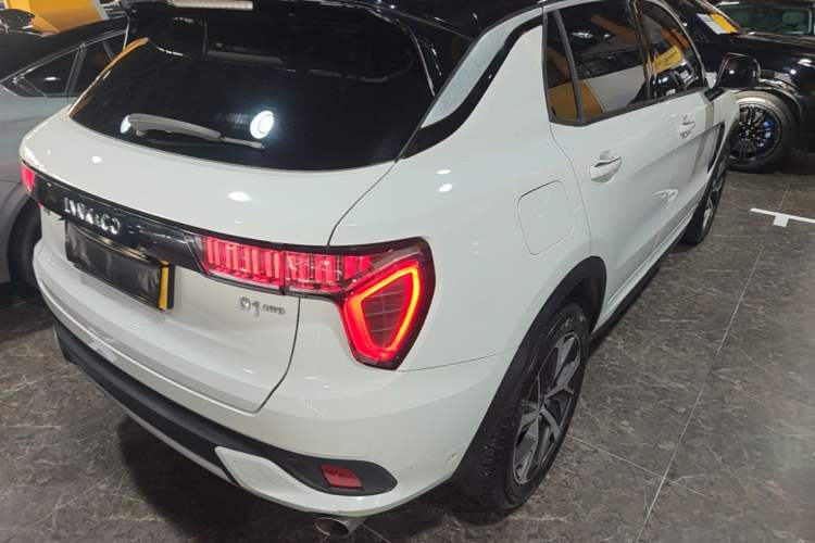 Used Lynk & Co 01 2017 2.0T Four-Wheel Drive Pro Edition Rear Right 45 Deg