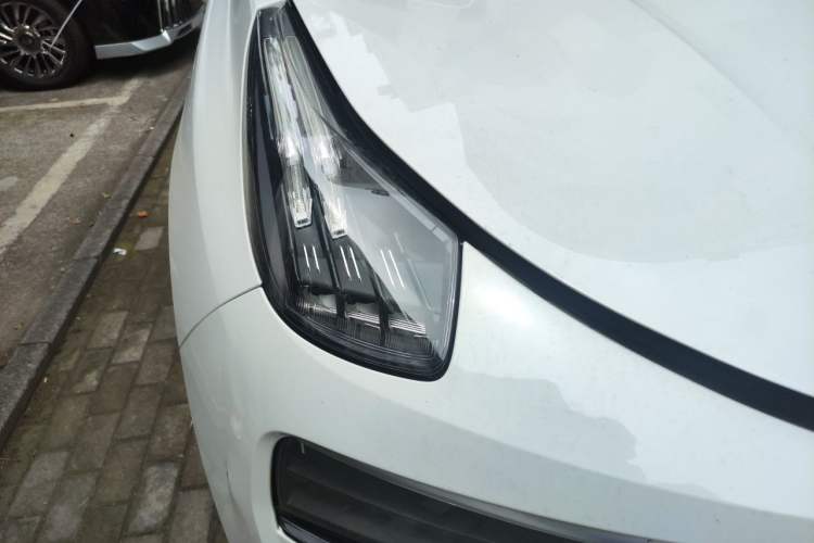 Used Lynk & Co 01 2017 2.0T Two-Wheel Drive Pro Edition Right Front Headlight