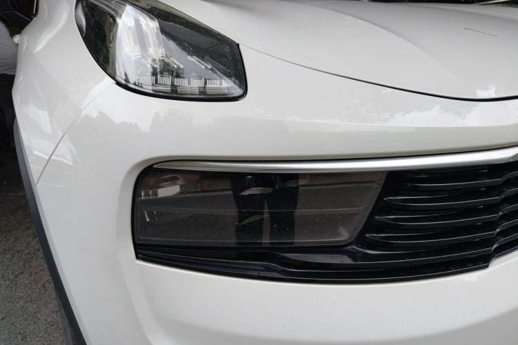 Used Lynk & Co 01 2017 2.0T Two-Wheel Drive Pro Edition Right Front Headlight