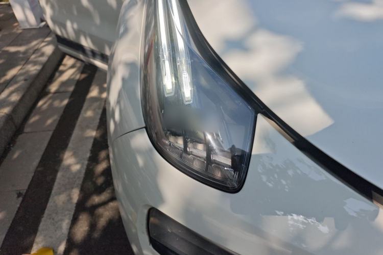 Used Lynk & Co 01 2017 2.0T Two-Wheel Drive Pro Edition Right Front Headlight