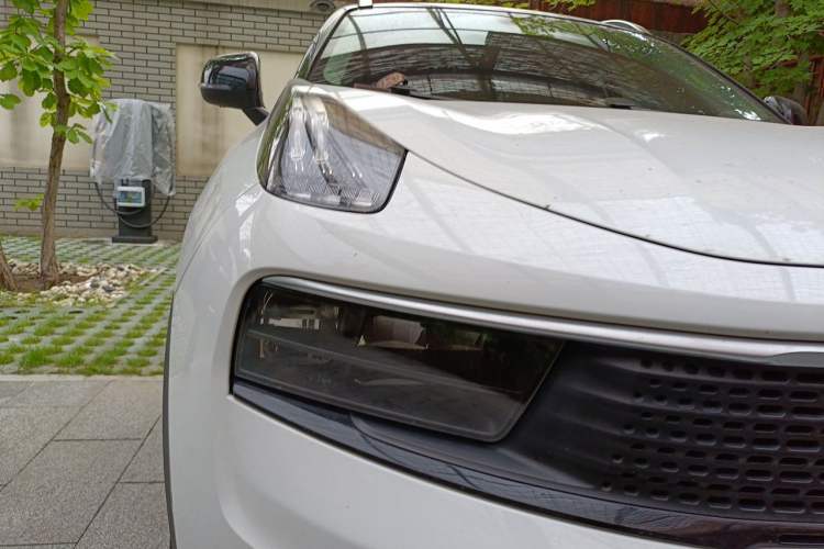 Used Lynk & Co 01 2017 2.0T Four-Wheel Drive Pro Edition Right Front Headlight