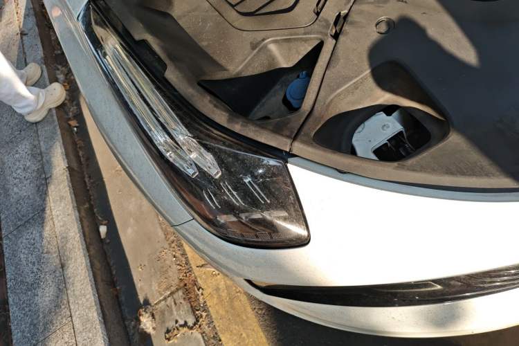 Used Lynk & Co 01 2017 2.0T Two-Wheel Drive Pro Edition Right Front Headlight