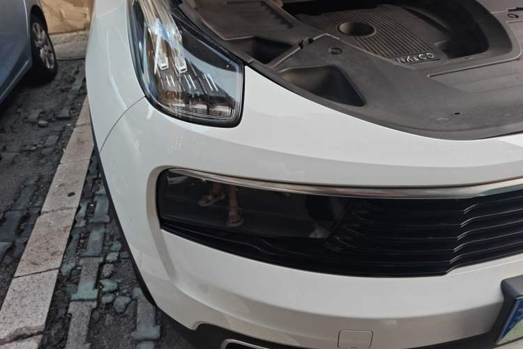 Used Lynk & Co 01 2017 2.0T Two-Wheel Drive Pro Edition Right Front Headlight