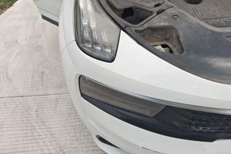 Used Lynk & Co 01 2017 2.0T Four-Wheel Drive Pro Edition Right Front Headlight