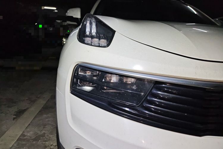 Used Lynk & Co 01 2017 2.0T Two-Wheel Drive Pro Edition Right Front Headlight