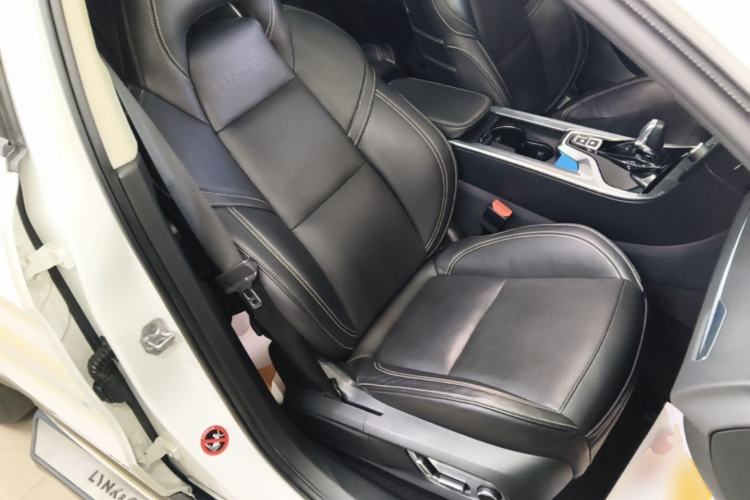 Used Lynk & Co 01 2017 2.0T Two-Wheel Drive Pro Edition Right Front Seat