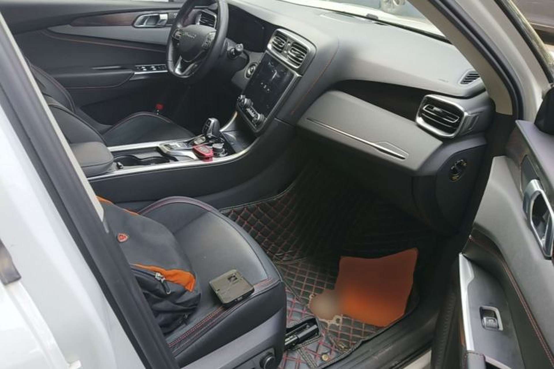 Used Lynk & Co 01 2017 2.0T Four-Wheel Drive Pro Edition Right Front Seat