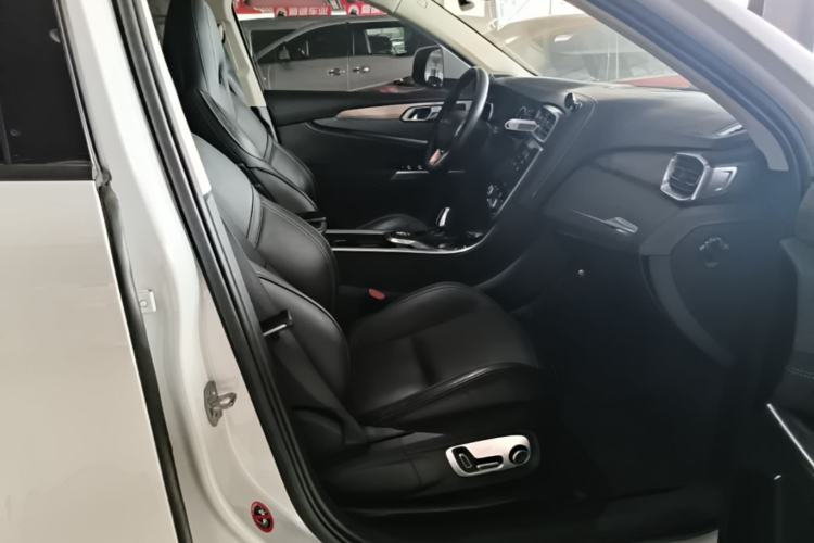 Used Lynk & Co 01 2017 2.0T Two-Wheel Drive Pro Edition Right Front Seat