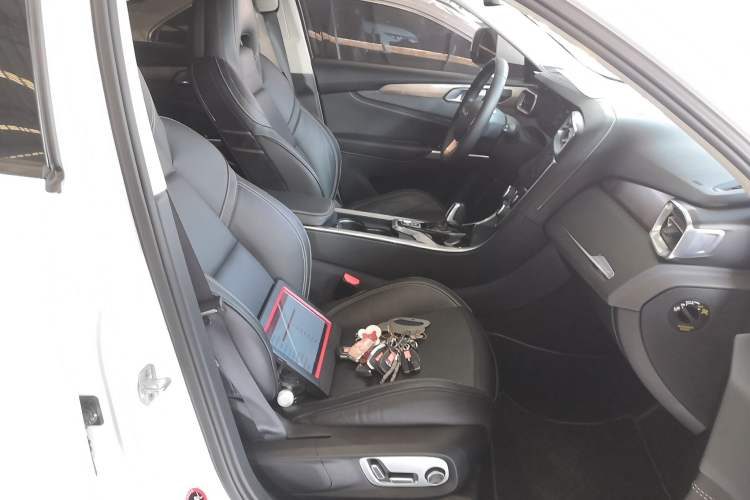 Used Lynk & Co 01 2017 2.0T Two-Wheel Drive Pro Edition Right Front Seat