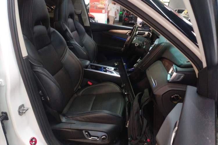 Used Lynk & Co 01 2017 2.0T Two-Wheel Drive Pro Edition Right Front Seat