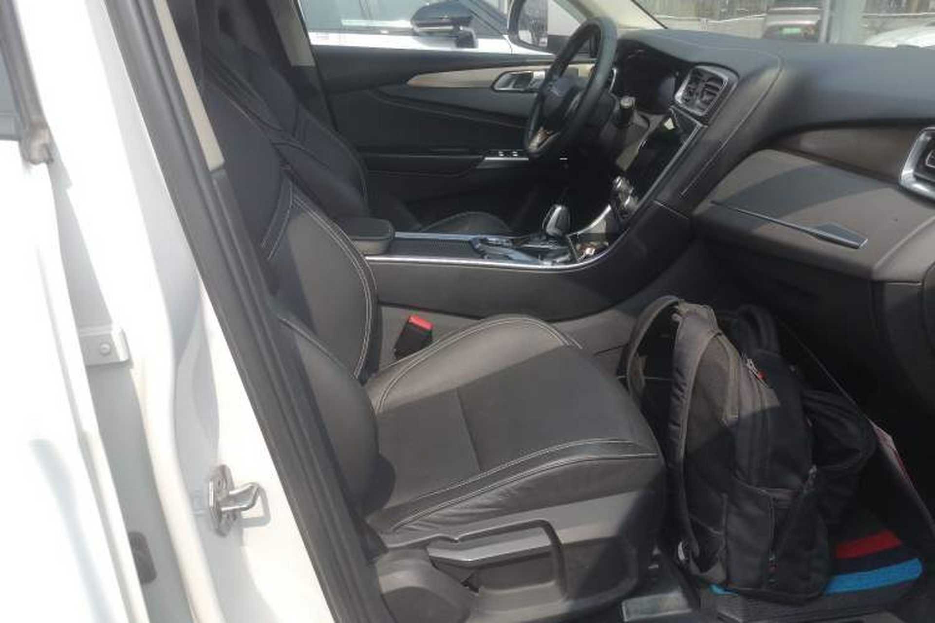 Used Lynk & Co 01 2017 2.0T Two-Wheel-Drive Version Right Front Seat