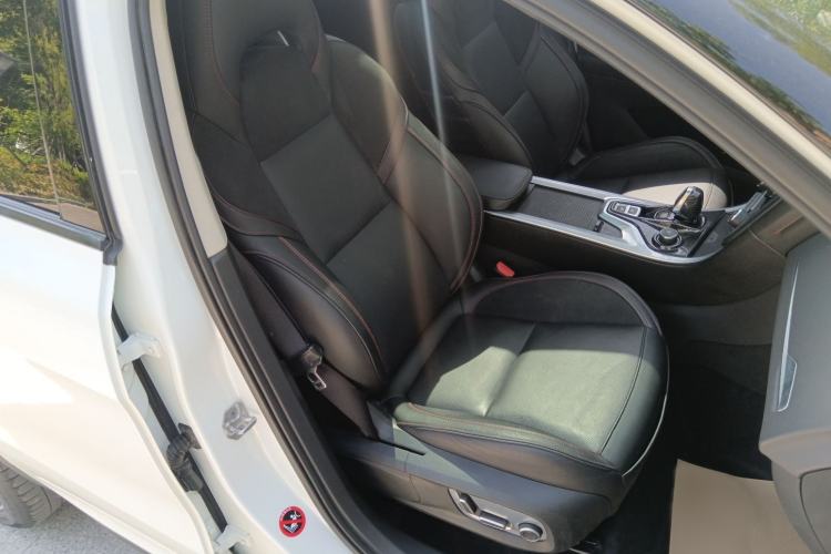 Used Lynk & Co 01 2017 2.0T Four-Wheel Drive Pro Edition Right Front Seat