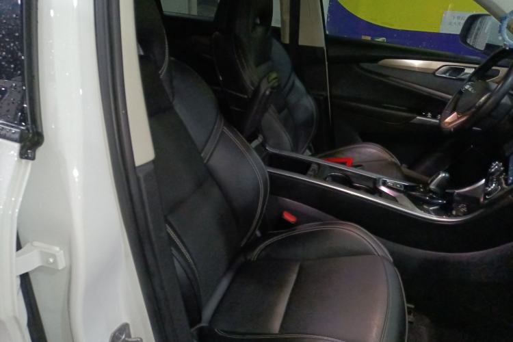 Used Lynk & Co 01 2017 2.0T Two-Wheel Drive Pro Edition Right Front Seat