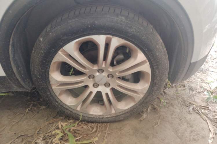 Used Lynk & Co 01 2017 2.0T Two-Wheel Drive Pro Edition Right Front Wheel Hub