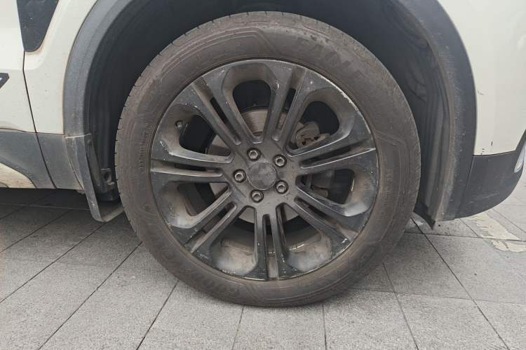 Used Lynk & Co 01 2017 2.0T Two-Wheel Drive Pro Edition Right Front Wheel Hub