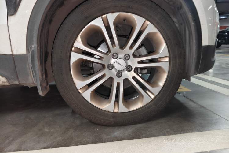 Used Lynk & Co 01 2017 2.0T Two-Wheel Drive Pro Edition Right Front Wheel Hub