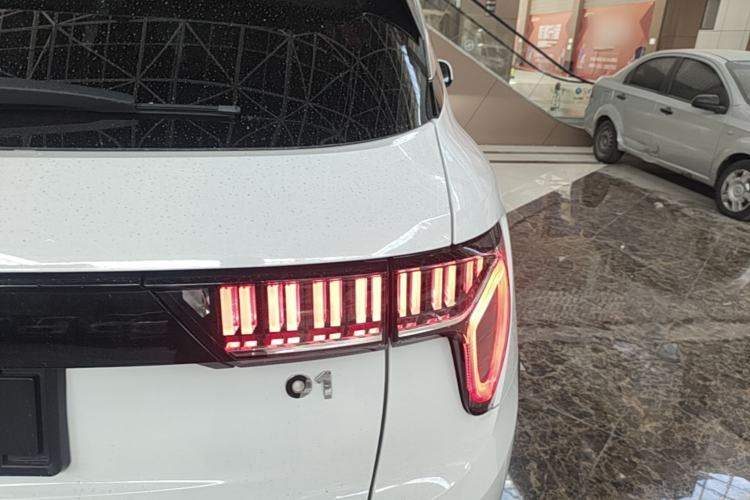 Used Lynk & Co 01 2017 2.0T Two-Wheel Drive Pro Edition Right Rear Taillight