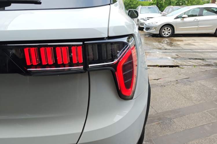 Used Lynk & Co 01 2017 2.0T Two-Wheel Drive Pro Edition Right Rear Taillight