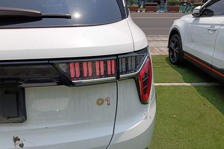 Used Lynk & Co 01 2017 2.0T Two-Wheel Drive Pro Edition Right Rear Taillight