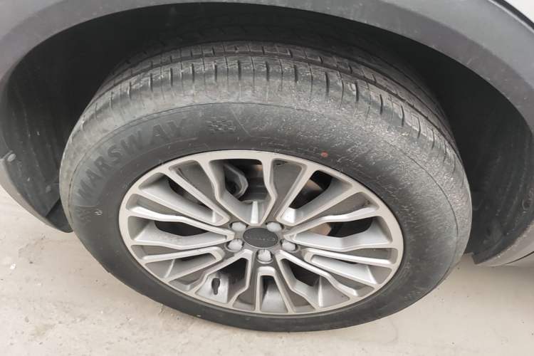 Used Lynk & Co 01 2017 2.0T Two-Wheel-Drive Version Right Rear Wheel Hub