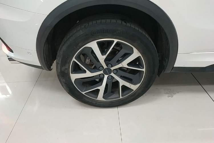 Used Lynk & Co 01 2017 2.0T Four-Wheel Drive Pro Edition Right Rear Wheel Hub