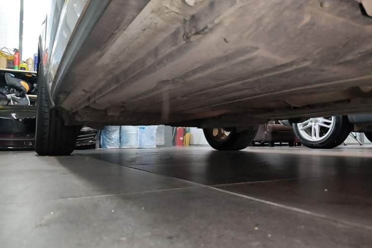 Used Lynk & Co 01 2017 2.0T Two-Wheel Drive Pro Edition Right Side Sill