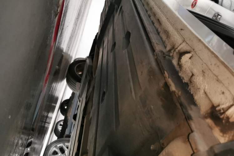 Used Lynk & Co 01 2017 2.0T Two-Wheel Drive Pro Edition Right Side Sill