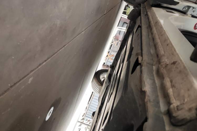 Used Lynk & Co 01 2017 2.0T Two-Wheel-Drive Version Right Side Sill
