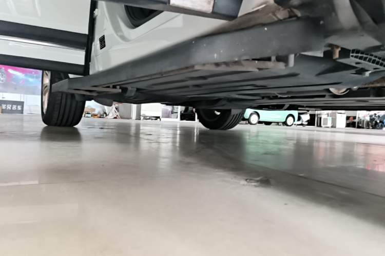 Used Lynk & Co 01 2017 2.0T Two-Wheel Drive Pro Edition Right Side Sill