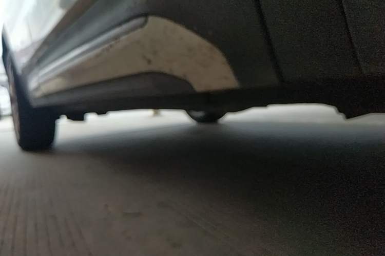 Used Lynk & Co 01 2017 2.0T Two-Wheel Drive Pro Edition Right Side Sill