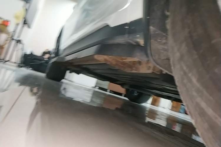 Used Lynk & Co 01 2017 2.0T Four-Wheel Drive Pro Edition Right Side Sill