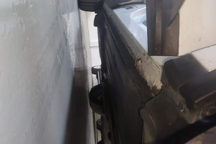 Used Lynk & Co 01 2017 2.0T Four-Wheel Drive Pro Edition Right Side Sill