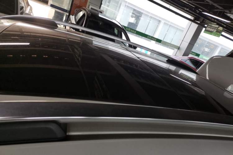 Used Lynk & Co 01 2017 2.0T Two-Wheel Drive Pro Edition Roof