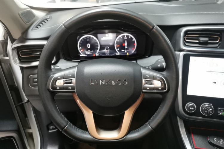 Used Lynk & Co 01 2017 2.0T Two-Wheel Drive Pro Edition Steering Wheel