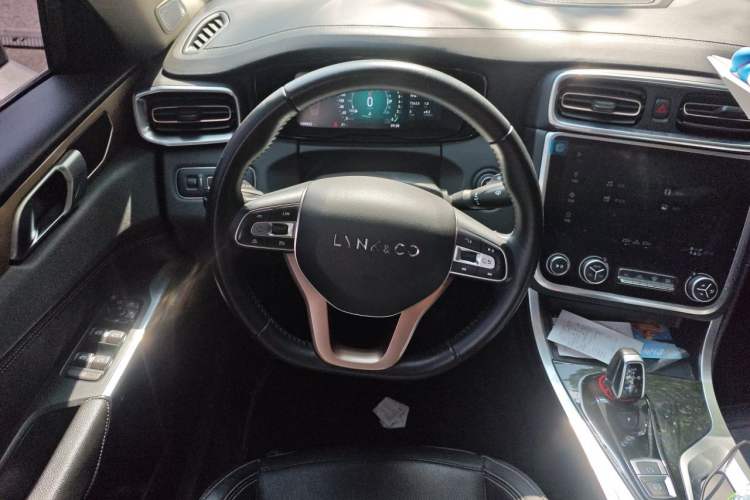 Used Lynk & Co 01 2017 2.0T Two-Wheel Drive Pro Edition Steering Wheel