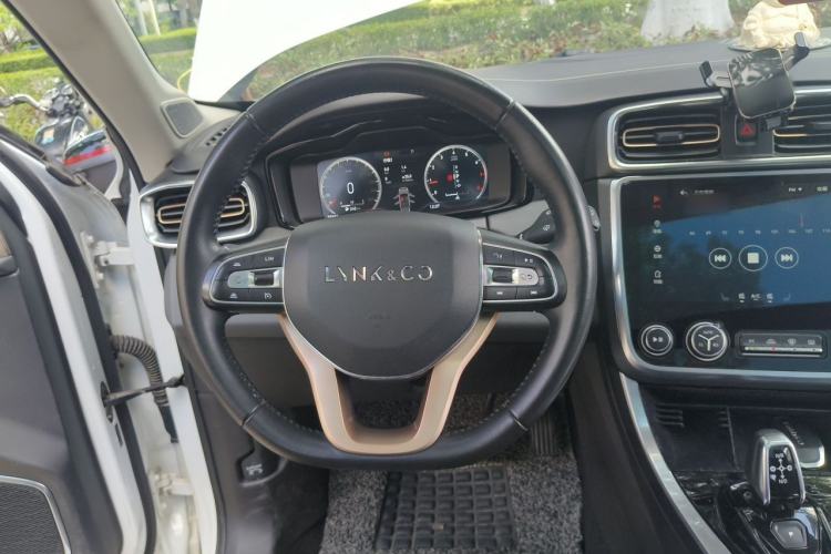 Used Lynk & Co 01 2017 2.0T Two-Wheel Drive Pro Edition Steering Wheel