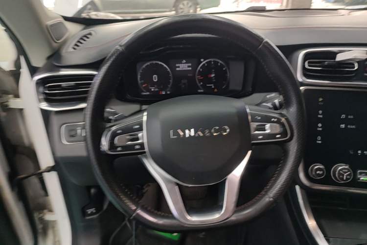 Used Lynk & Co 01 2017 2.0T Four-Wheel Drive Pro Edition Steering Wheel