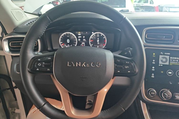 Used Lynk & Co 01 2017 2.0T Two-Wheel-Drive Version Steering Wheel