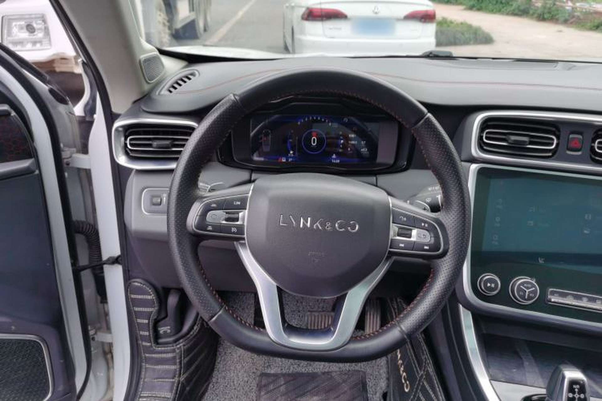 Used Lynk & Co 01 2017 2.0T Four-Wheel Drive Pro Edition Steering Wheel