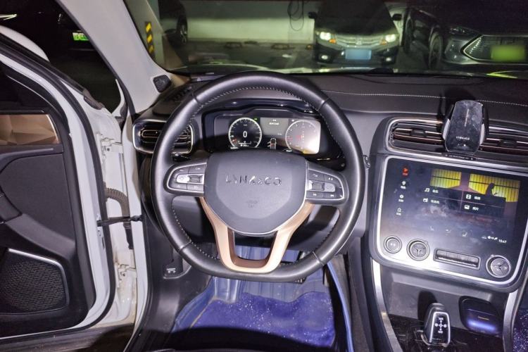 Used Lynk & Co 01 2017 2.0T Two-Wheel Drive Pro Edition Steering Wheel